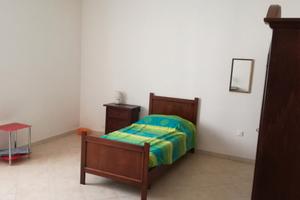 Camera singola zona Via Tempio disponibile