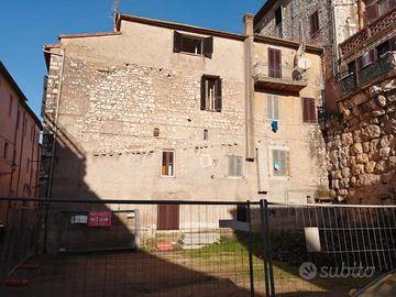 Appartamento su 2 livelli nel centro storico