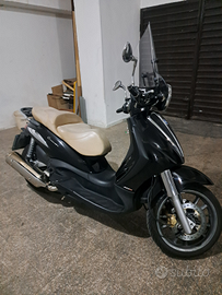 Piaggio beverly 500