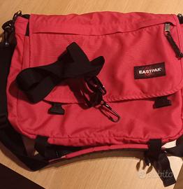 Borsa a tracolla Eastpak