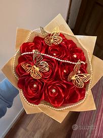 Bouquet di rose eterne rosse