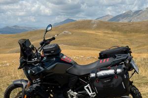 BMW F900 GS