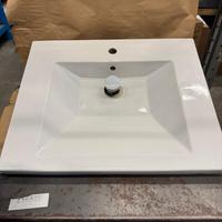 Lavabo con piletta di scarico