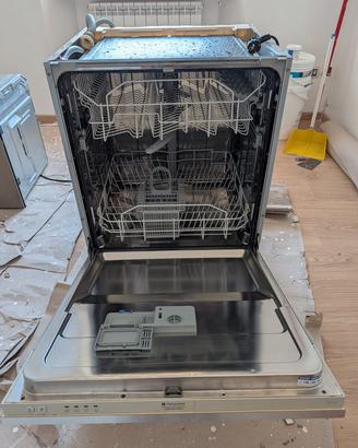 Lavastoviglie da incasso Hotpoint Ariston 