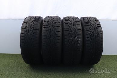 Gomme Nokian WR D4 205 65 16 Inverno