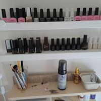 Kit completo con tavolo x manicure e pedicure