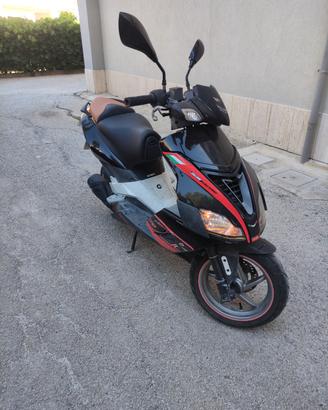 Scooter Aprilia RS 50