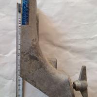 VIGANÒ supporto in alluminio forse  vespa d'epoca