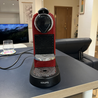 Macchina caffè Nespresso CitiZ Krups rossa