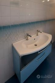 lavabo a doppio miscelatore 