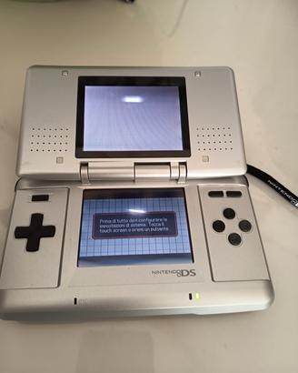 Nintendo DS grigio