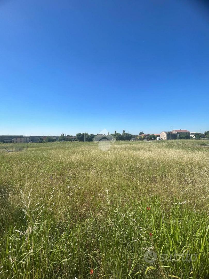 TER. RESIDENZIALE A CAVRIANA - Vista 5