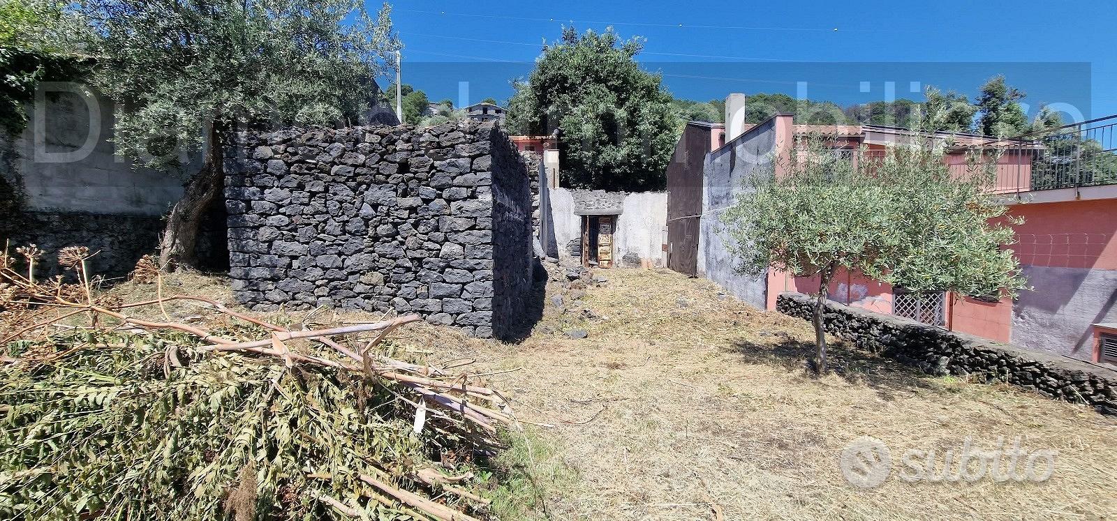 Ruderi con terreno a Presa-Piedimonte Etneo - Vista 4
