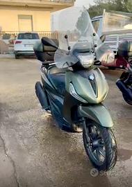 Piaggio Beverly 400