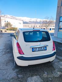 Lancia Ypsilon 1.2 Benzina 2004 – 166.000 km