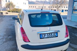 Lancia Ypsilon 1.2 Benzina 2004 – 166.000 km