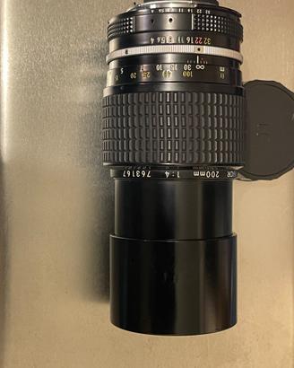 Nikon Nikkor 200mm f/4 Ai / Ai-S