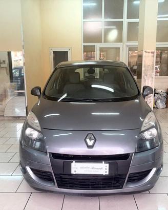 Renault Scenic Scénic X-Mod 1.5 dCi 105CV Confort
