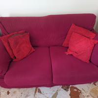 Divano due posti + poltrona.