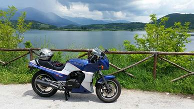 Kawasaki Gpz 900 r