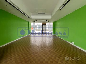 Negozio/Ufficio Commenda Est - Rovigo