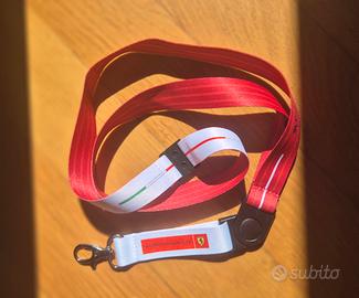 Lanyard cordoncino portachiavi portabadge Ferrari