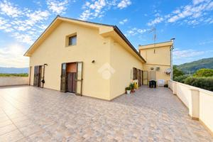 4 LOCALI A POZZILLI