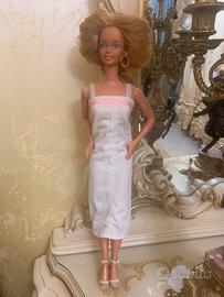 Barbie Super size mattel