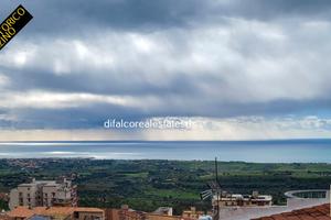 Vista mare terrazza mansarda e terrazzino