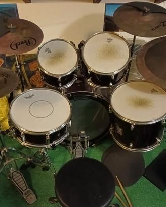 Batteria Acustica Pearl con piatti Zildjian Z