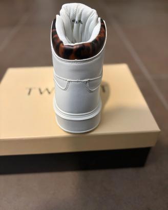  Sneakers TWINSET High-Top Bianche con Stella Glit