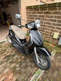Piaggio Beverly 250 - 2008