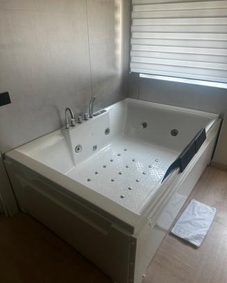 Vasca Idromassaggio da interno 185 x 125