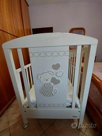 Culla + materasso + paracolpi + lenzuolini