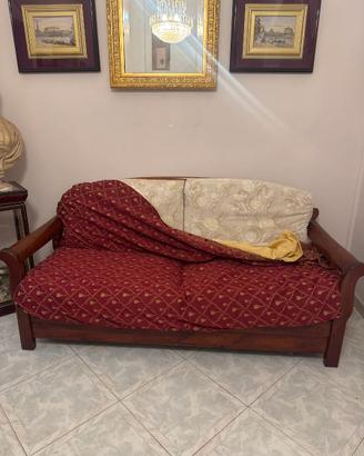 Divano in stile classico (190xh.70x85)