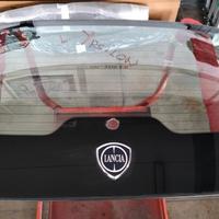 lunotto lancia ypsilon 