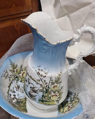 Brocca e catino in ceramica
