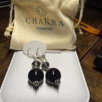 Orecchini da donna in argento con pendente in piet