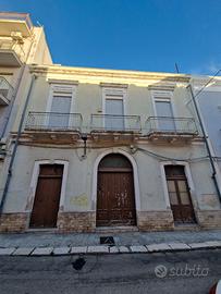 Intero stabile storico