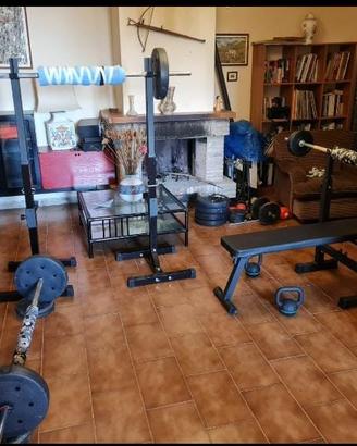attrezzi per palestra