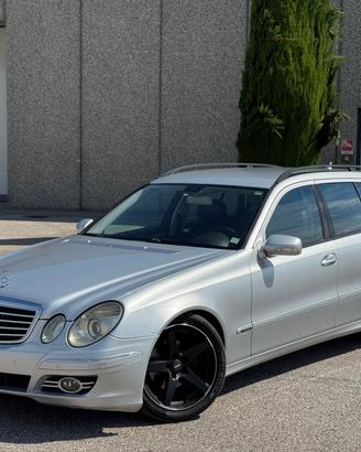 Mercedes E 220 CDI cat EVO Avantgarde Sport