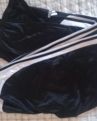 Pantalone sportivo Adidas con cerniere sul fondo