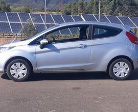 FORD Fiesta 3ª serie - 2011