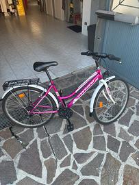 Bici Montana Escape 26 Lady – Fucsia/Bianca