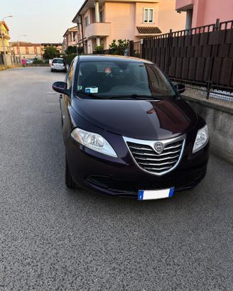 Lancia ypsilon elefantino silver