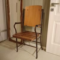 Antica sedia da cinema