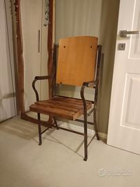 Antica sedia da cinema