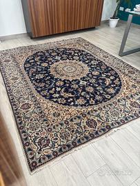 Tappeto persiano annodato a mano