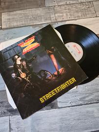 vinile vintage black window