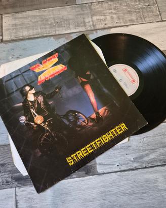 vinile vintage black window